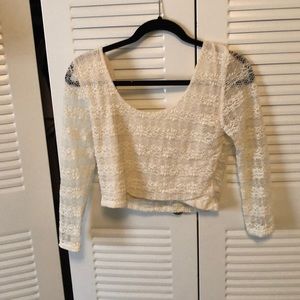 Long sleeve cropped top